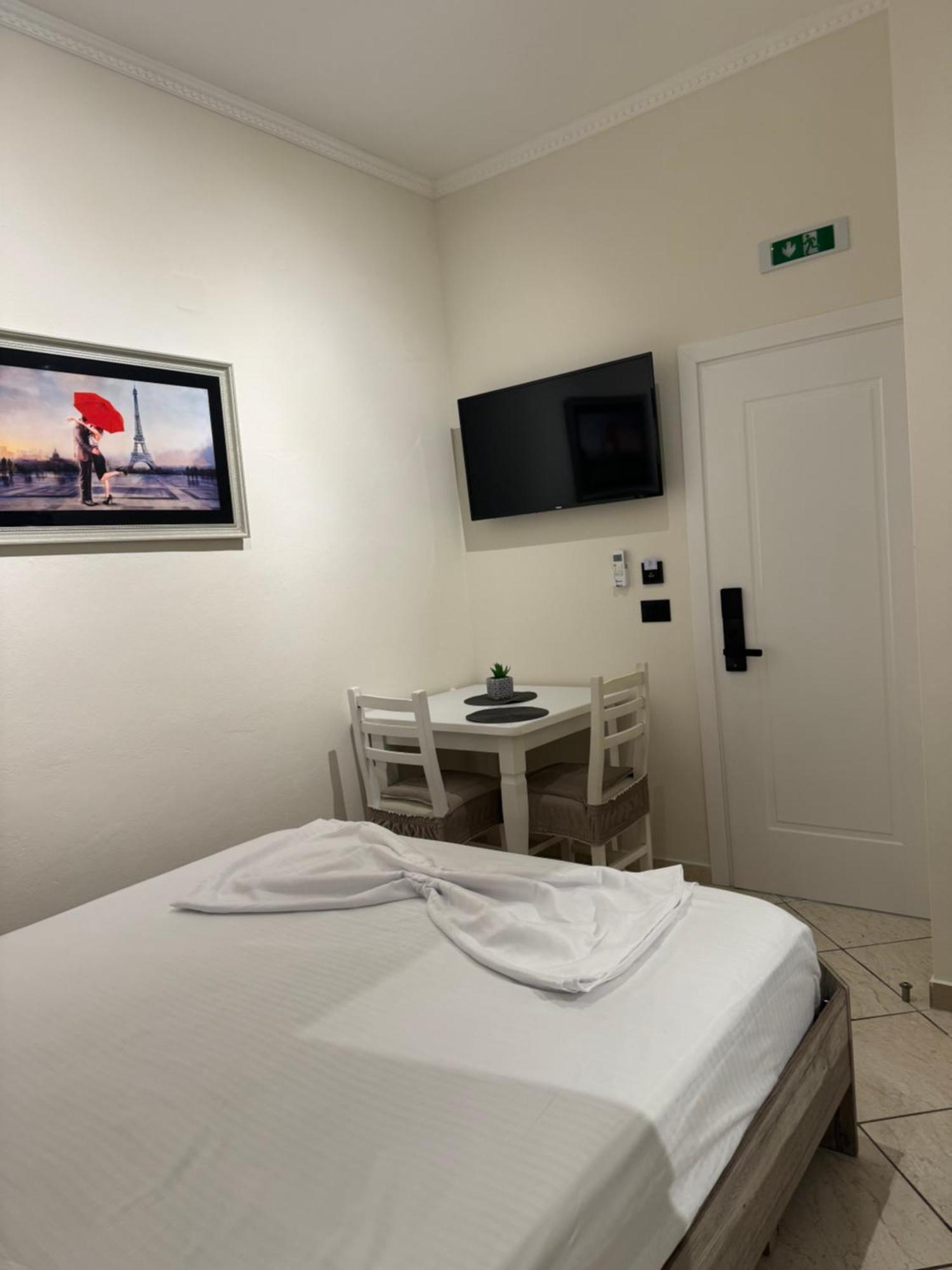 Vila Eljus Durres Exterior photo