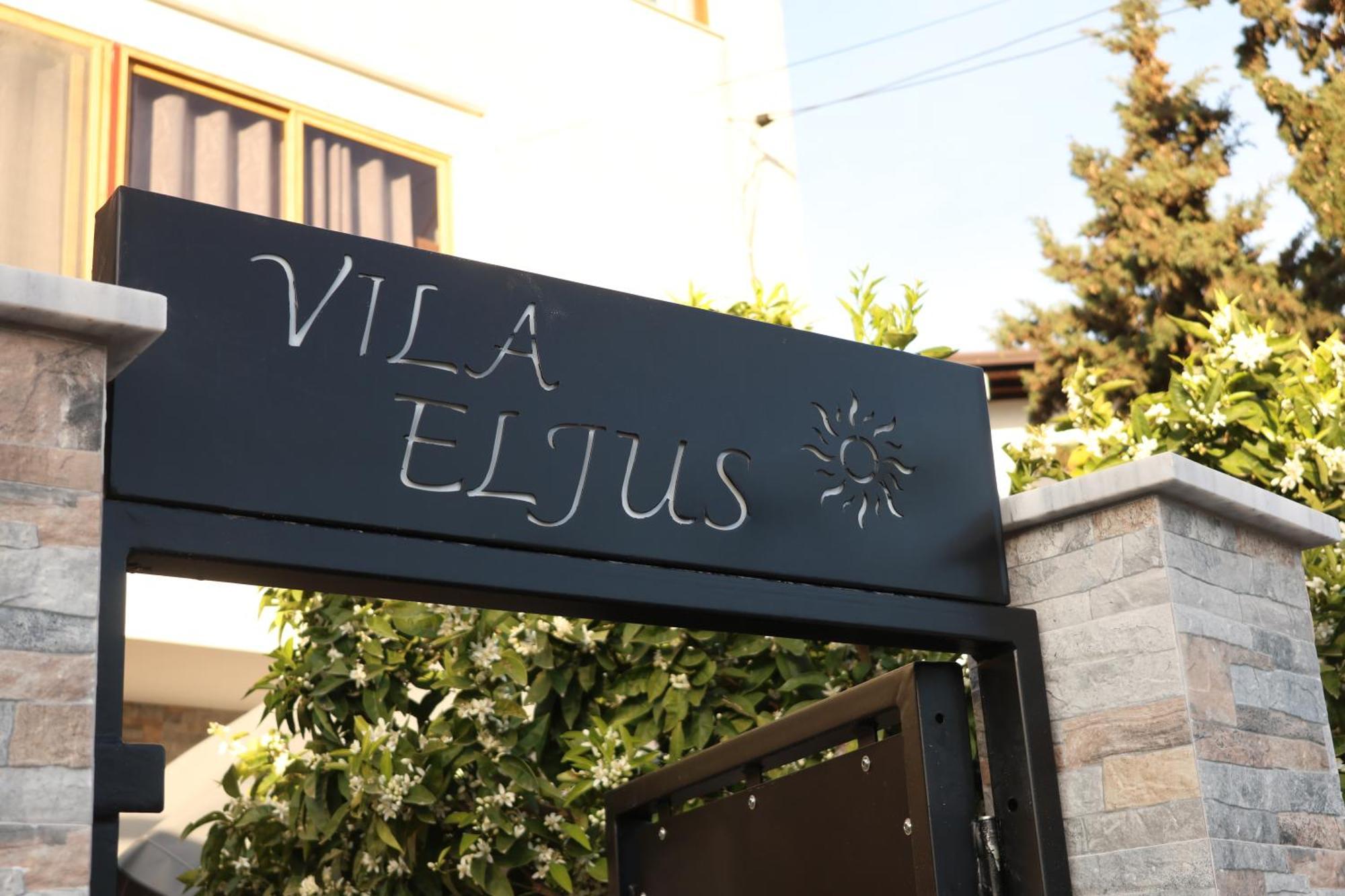 Vila Eljus Durres Exterior photo